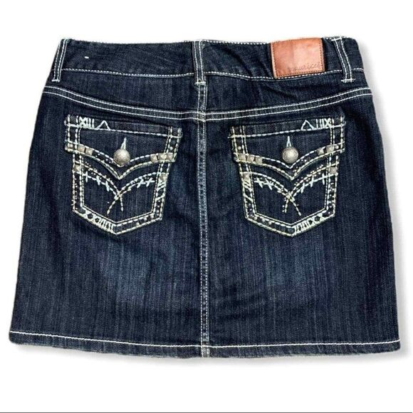 MAURICES EMBROIDERY DENIM SKIRT (5/6) - Picture 1 of 3